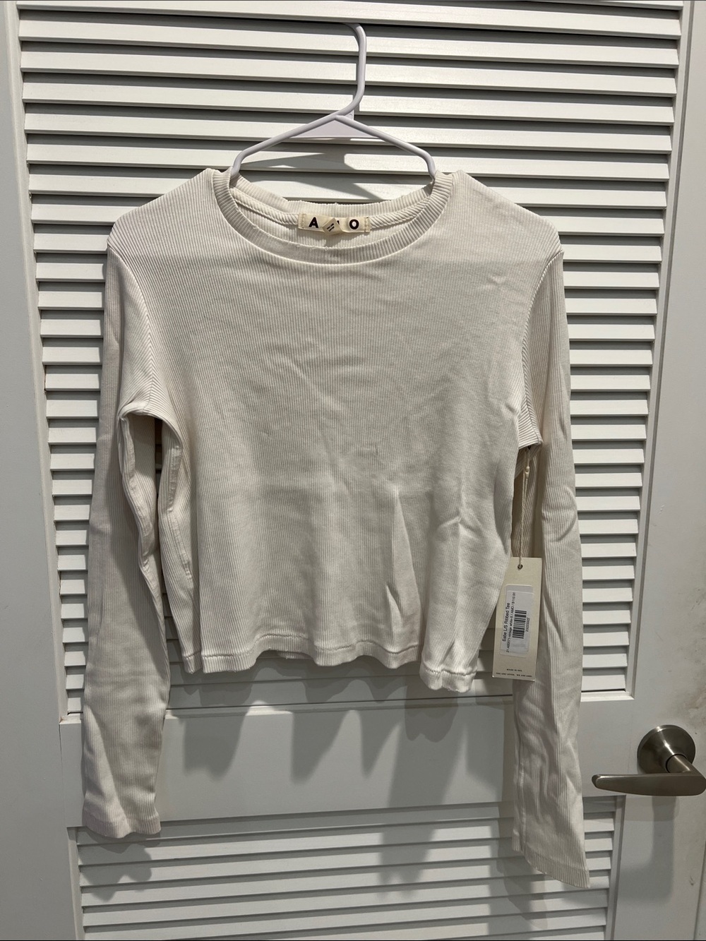 NWT AMO Babe Ribbed Tee Small - Picture 7 of 7